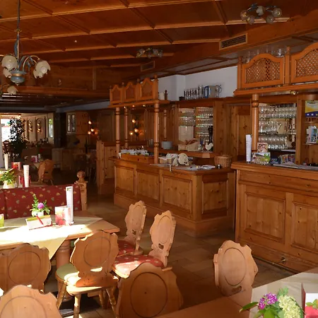 Krone Hotel 3*