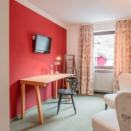 Hotel Krone 3*